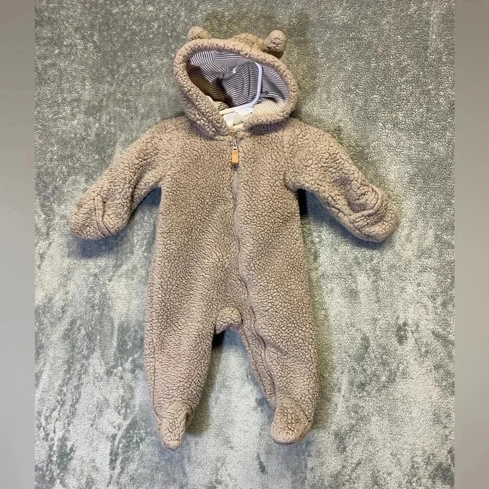 Carter's‎ baby unisex sherpa pram in tan, size 3 months